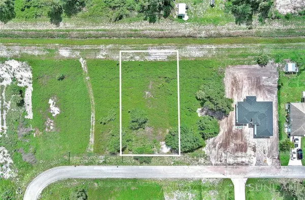 Lehigh Acres, FL 33974,307 Ranier AVE