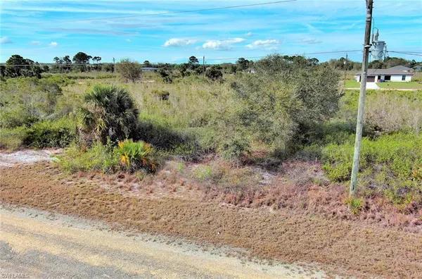 2910 71st ST W, Lehigh Acres, FL 33971