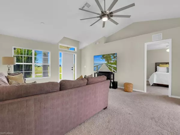 Cape Coral, FL 33993,518 NW 11th TER
