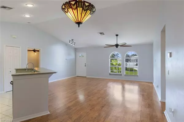 Fort Myers, FL 33908,13390 Almond DR
