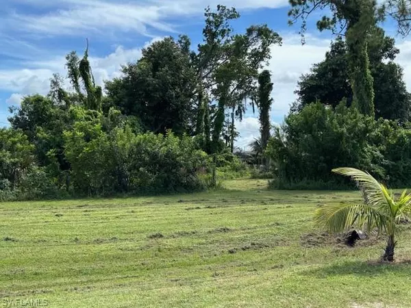 Cape Coral, FL 33993,842 Whispering Pines RD
