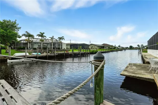 North Fort Myers, FL 33903,4558 Vinewood CIR