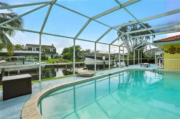 North Fort Myers, FL 33903,4558 Vinewood CIR