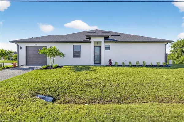 Lehigh Acres, FL 33973,700-702 S HIGHTOWER AVE