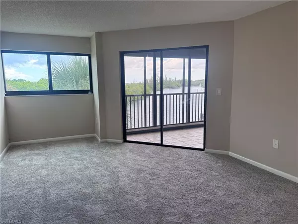 North Fort Myers, FL 33903,3462 Hancock Bridge PKWY #233