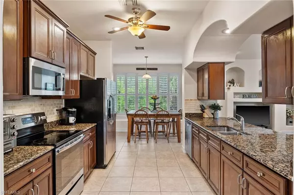 Rotonda West, FL 33947,117 Cable DR