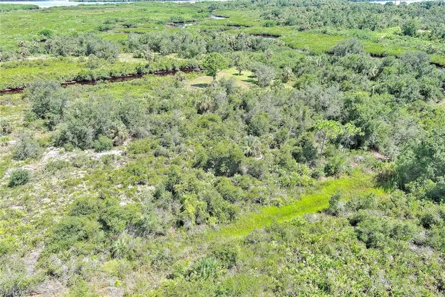1353 Wallaroo CT, Punta Gorda, FL 33983