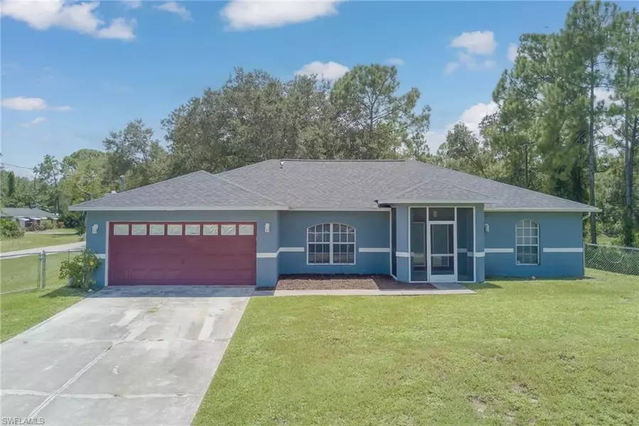 2506 E 23rd ST, Alva, FL 33920