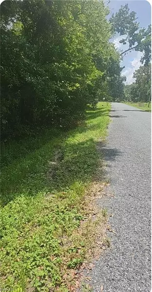 0 0 Magnolia DR, Okeechobee, FL 34972