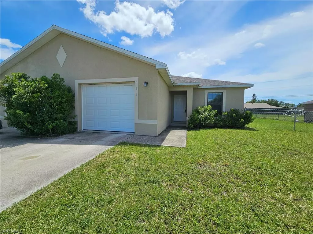 Cape Coral, FL 33990,134 SE 12th ST
