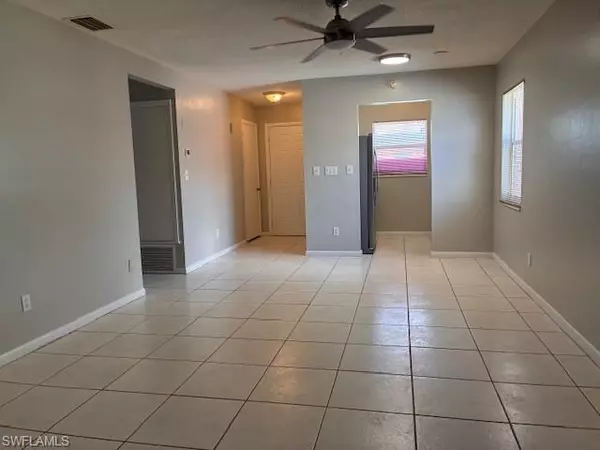 Lehigh Acres, FL 33936,1113 Broad CT