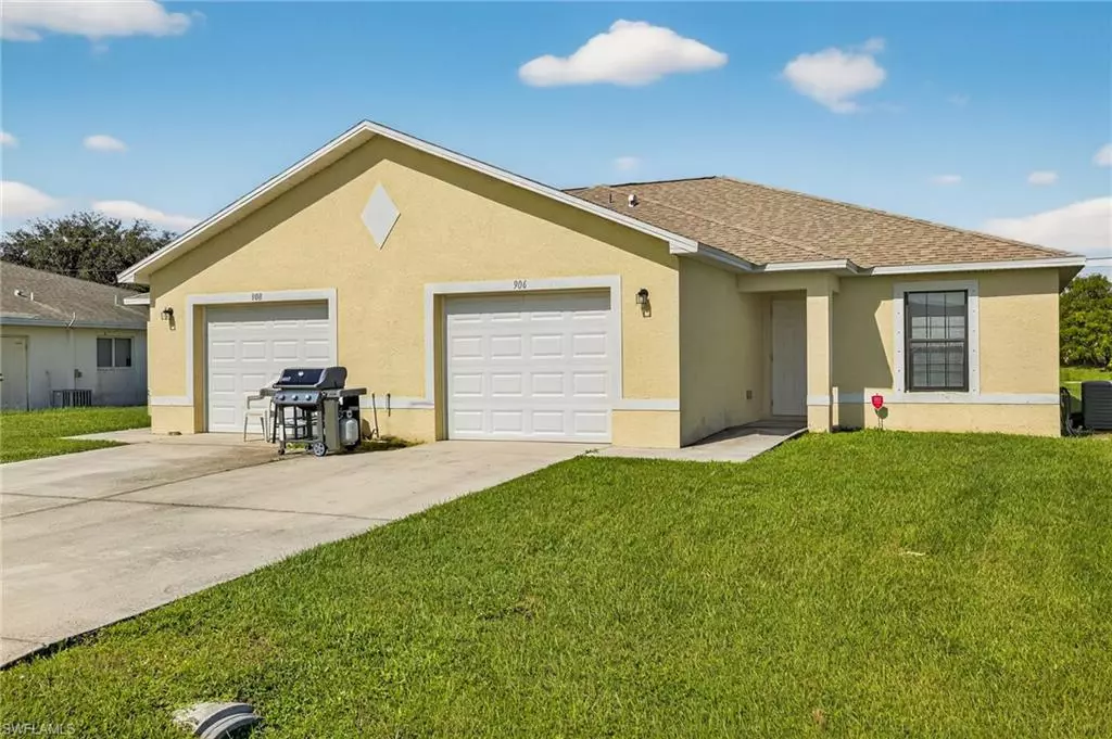 Cape Coral, FL 33990,906/908 SE 6th CT