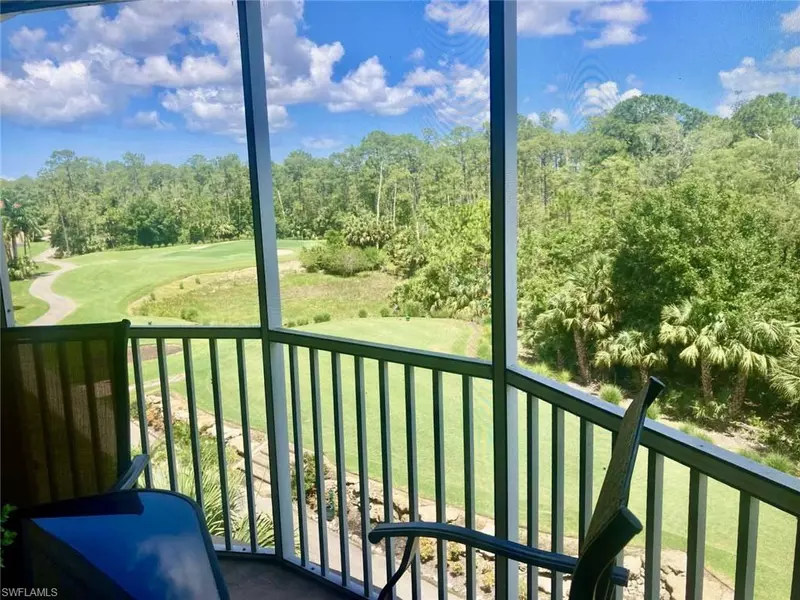4853 Hampshire CT #303, Naples, FL 34112