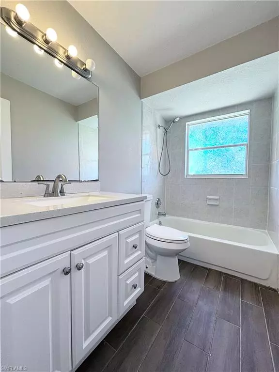 Bokeelia, FL 33922,5478 Avenue C