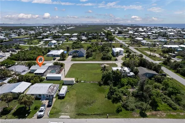 Other, FL 33956,2541 Rose AVE