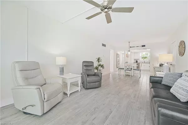 Cape Coral, FL 33904,4216 SE 4th PL #5