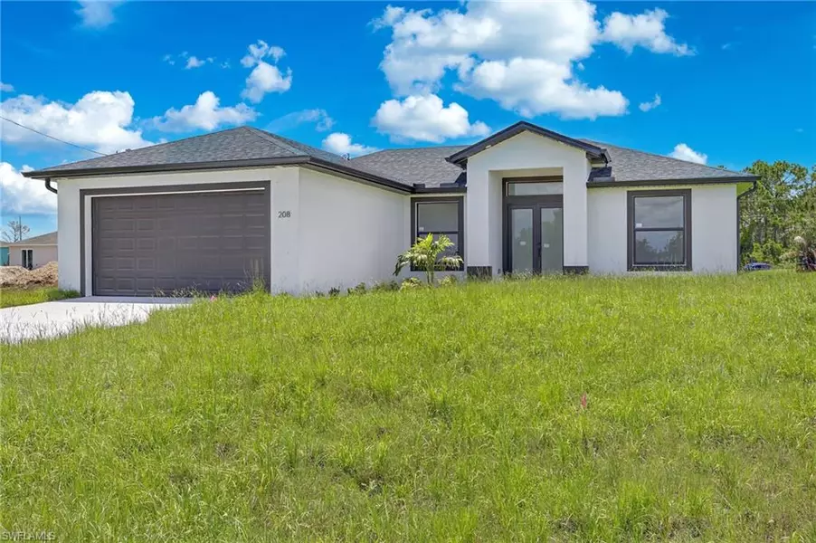 208 Pembroke ST, Lehigh Acres, FL 33974