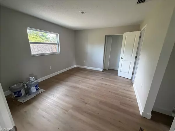 Fort Myers, FL 33967,19181 Tangerine RD #183