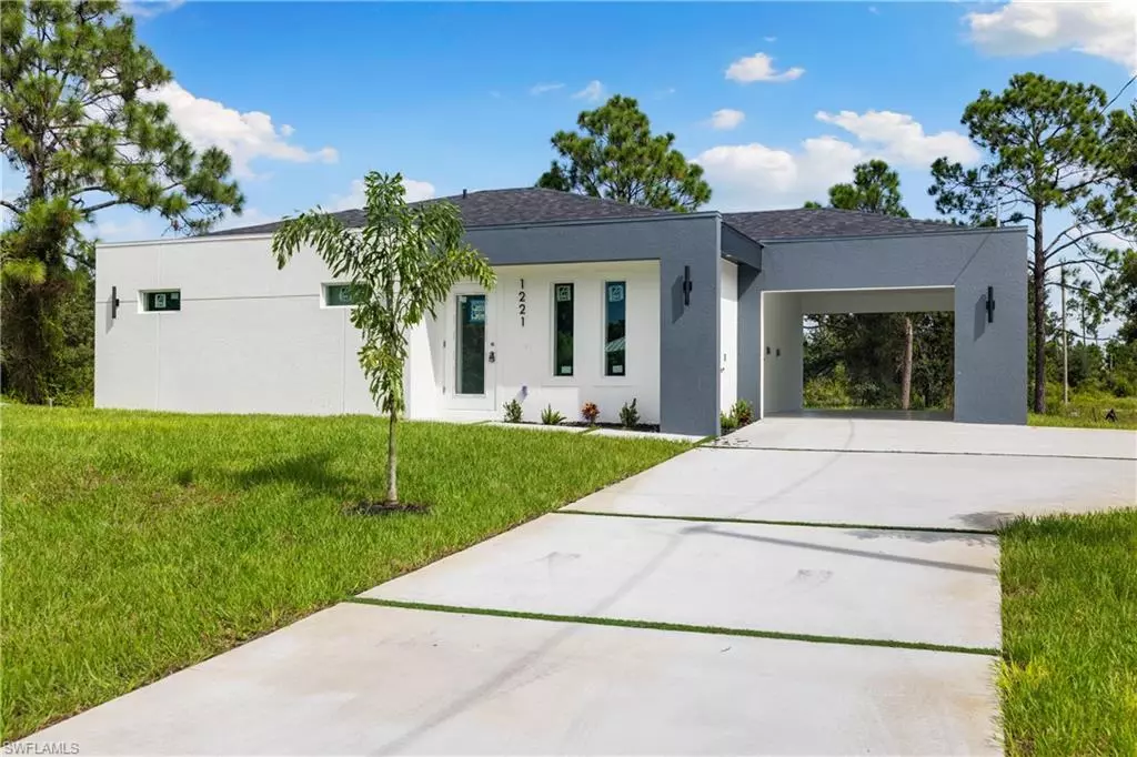 Lehigh Acres, FL 33974,1221 Ederle ST E