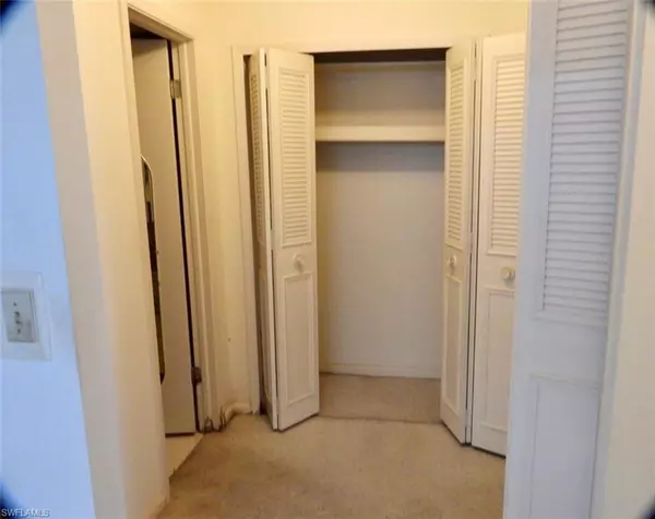 Fort Myers, FL 33919,1367 Bunker WAY