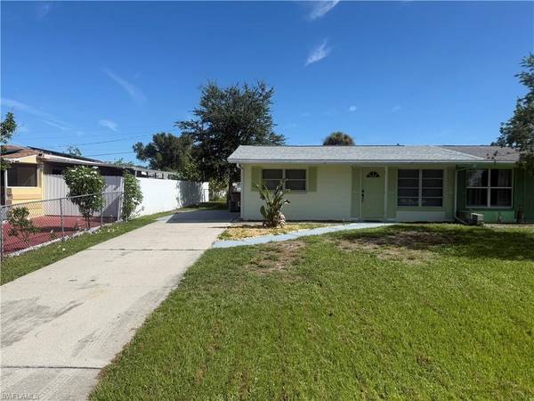 1103 Wesley ST W, Lehigh Acres, FL 33936