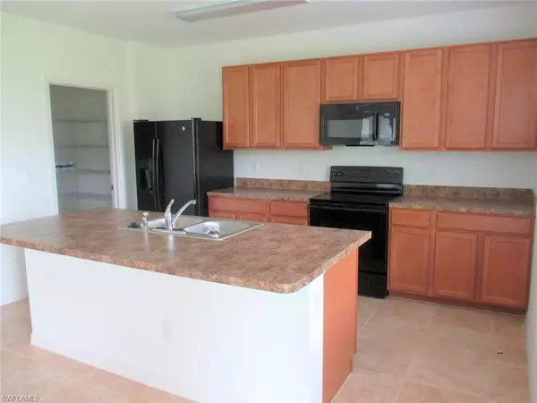 Cape Coral, FL 33914,509 SW 27th TER