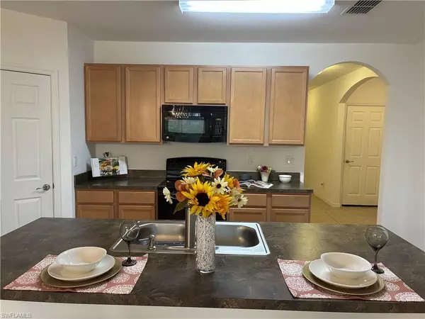 Cape Coral, FL 33914,2301 SW 38th TER