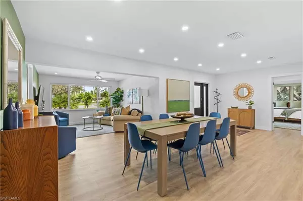 Fort Myers, FL 33919,6011 Fountain WAY