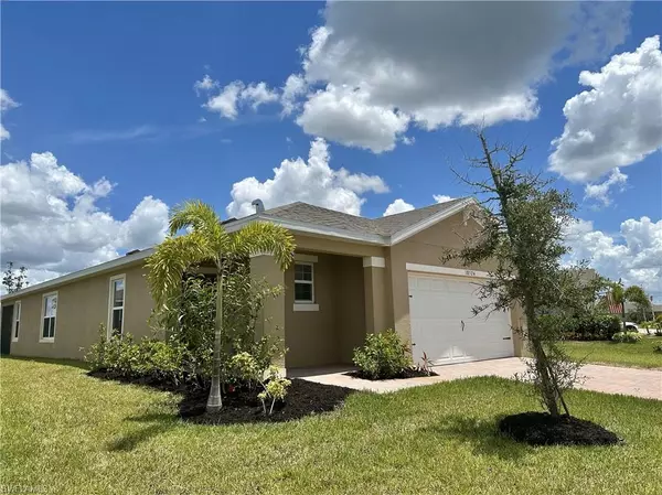 North Fort Myers, FL 33917,18524 Cronin Sand LN