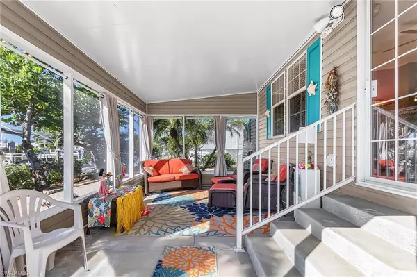 St. James City, FL 33956,5025 Curlew DR
