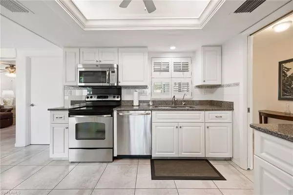 Fort Myers, FL 33919,5569 Pendlewood LN