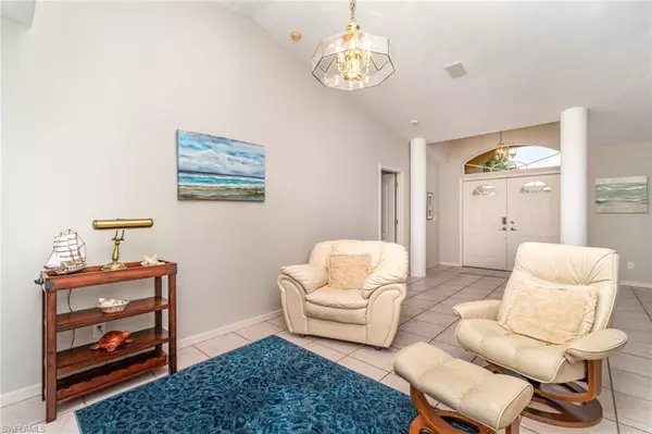 Cape Coral, FL 33914,4532 SW 17th AVE