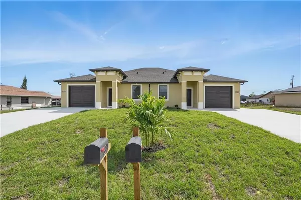 3948/3950 20th ST W, Lehigh Acres, FL 33971