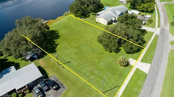 Labelle, FL 33935,395 Old County Road 78