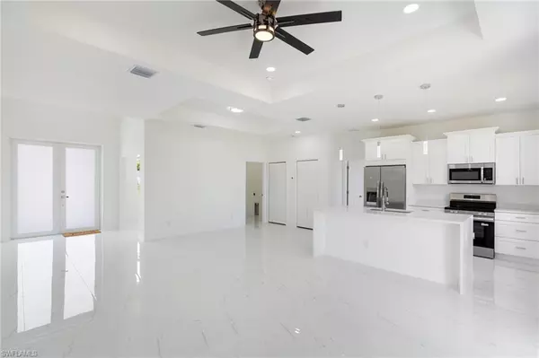 Lehigh Acres, FL 33971,2721 1st ST W