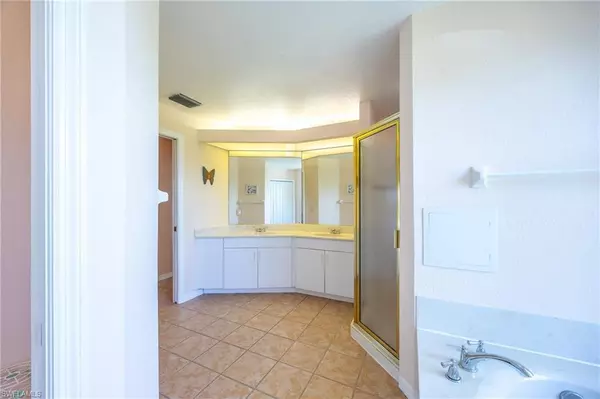 Cape Coral, FL 33904,3902 SE 13th AVE