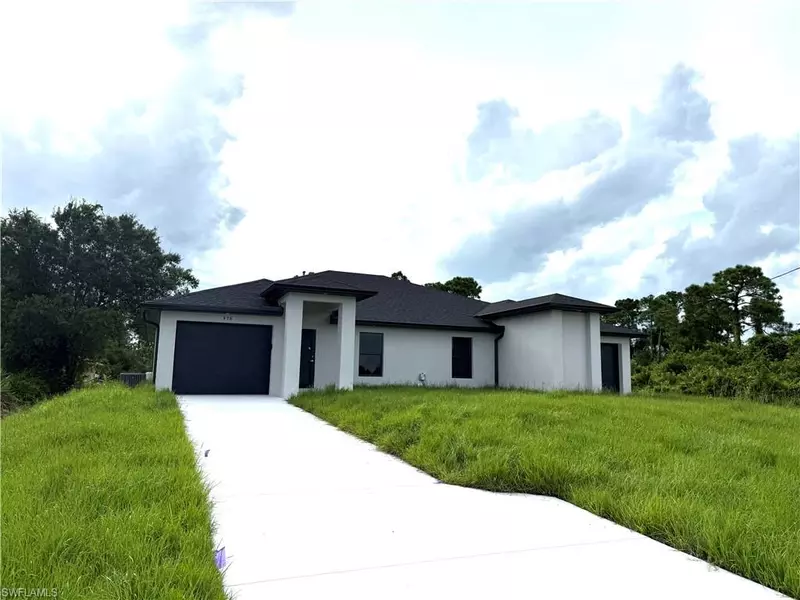 456/458 Lotus AVE S, Lehigh Acres, FL 33974