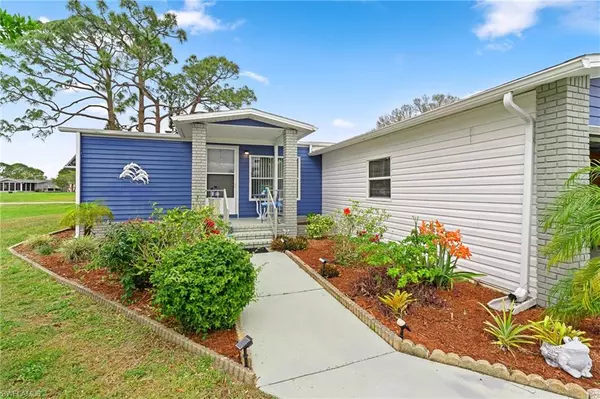 North Fort Myers, FL 33903,10074 Broken Woods CT