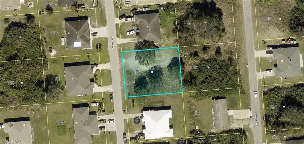 Lehigh Acres, FL 33973,335 Harold AVE S