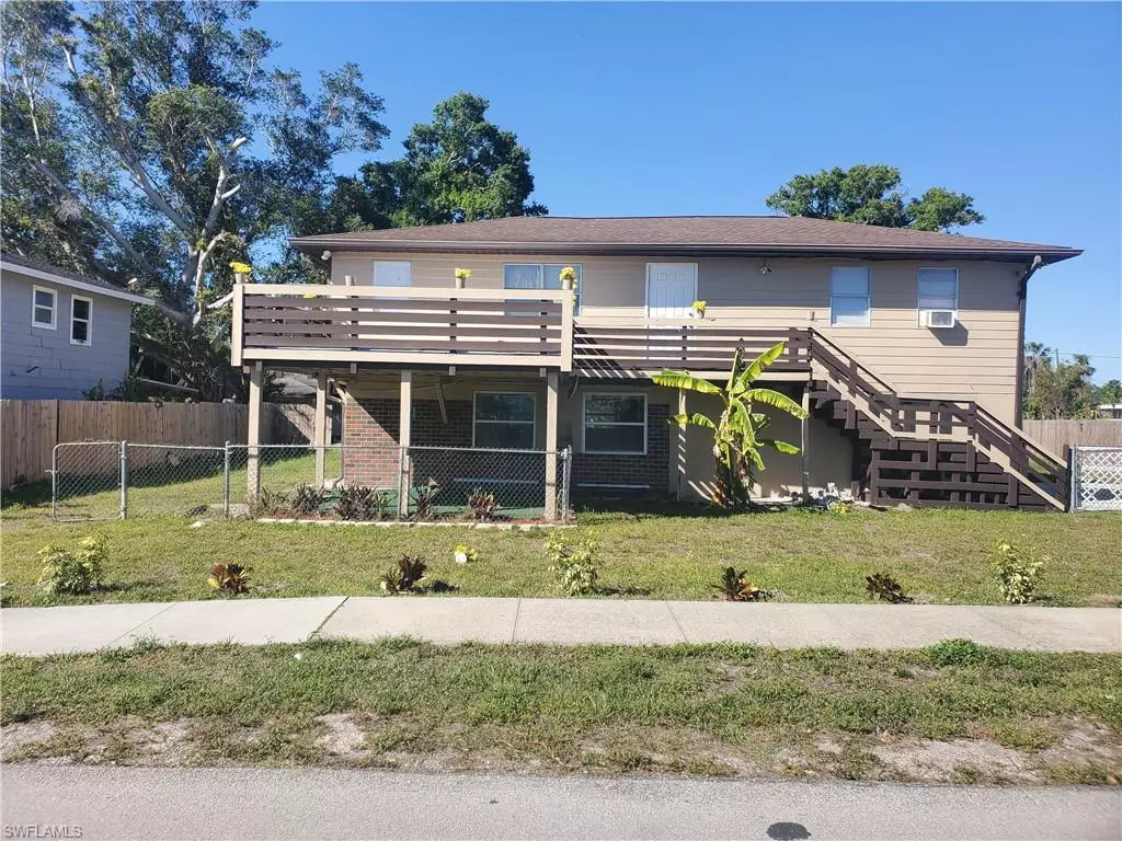 North Fort Myers, FL 33903,446 San Bernardino ST