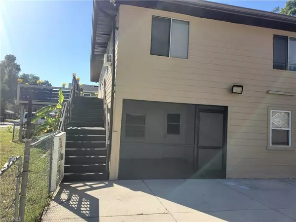 North Fort Myers, FL 33903,446 San Bernardino ST
