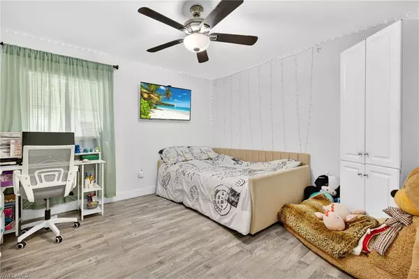 Lehigh Acres, FL 33936,111 N Oregon RD