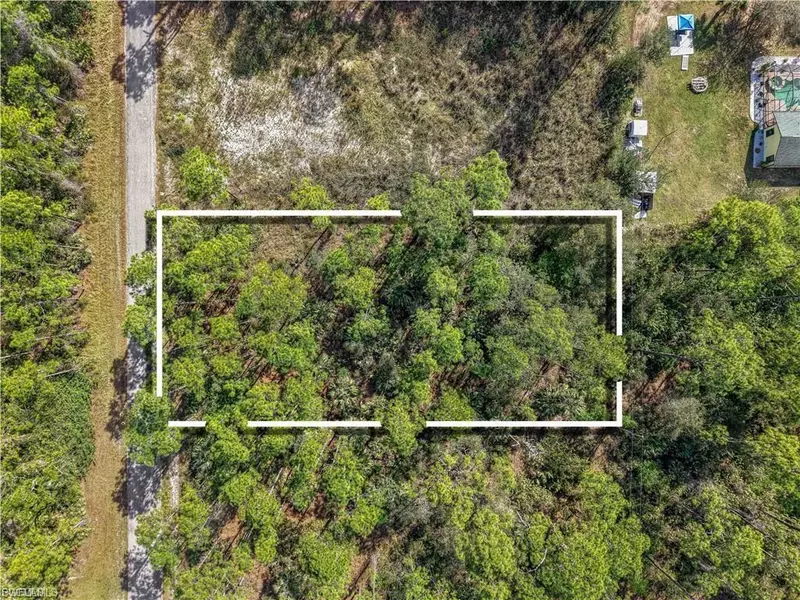 2017 Grant AVE, Alva, FL 33920