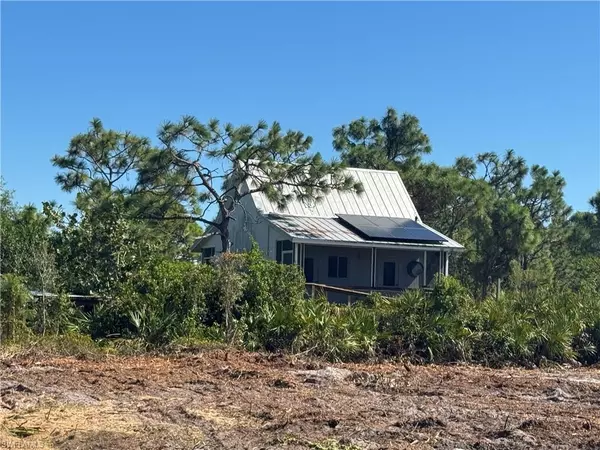 6681 Fuller DR, Bokeelia, FL 33922