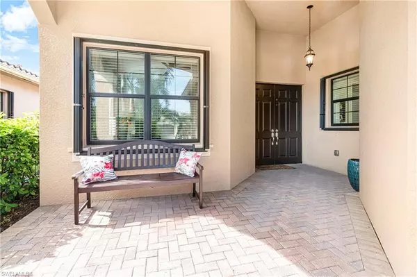 Fort Myers, FL 33913,10261 Gulfstone CT