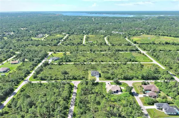 Port Charlotte, FL 33953,105 Mordecal ST