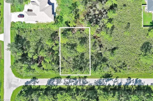 Port Charlotte, FL 33953,105 Mordecal ST