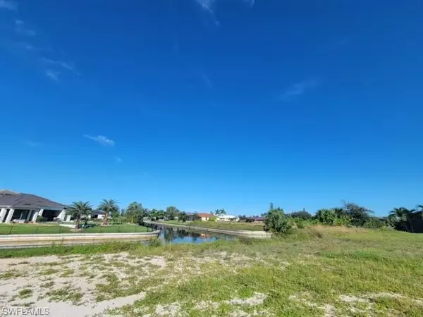 Cape Coral, FL 33991,2212 SW 4th AVE