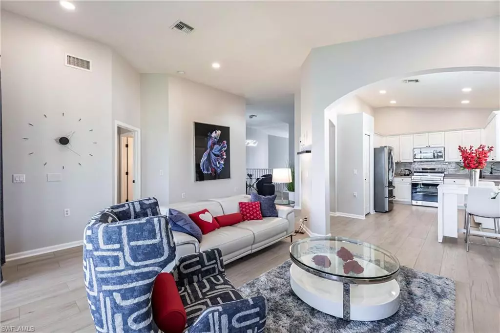 Fort Myers, FL 33905,3070 Meandering WAY #201