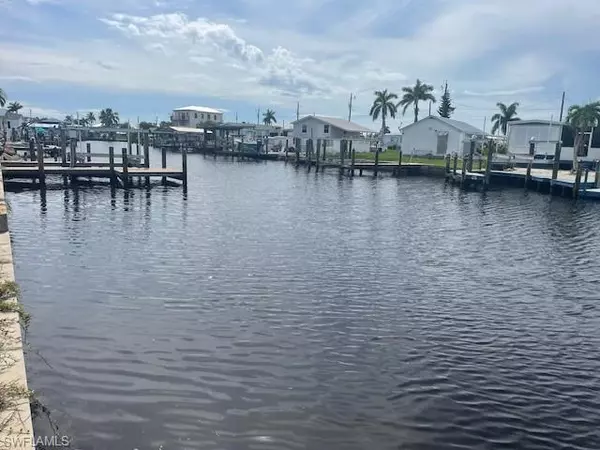 St. James City, FL 33956,3875 Royal Palm DR